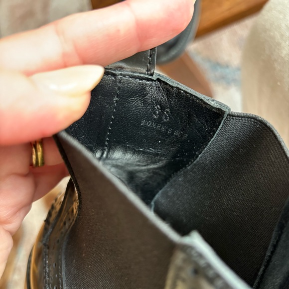 Tod’s leather Chelsea boots - Picture 8 of 15